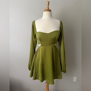 Show Po Green Long Sleeve Cutout Mini Dress | Size 4